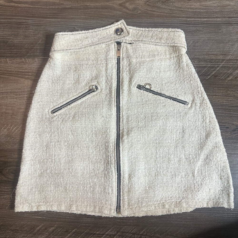 Zara Cream Mini Skirt with Zipper Detail